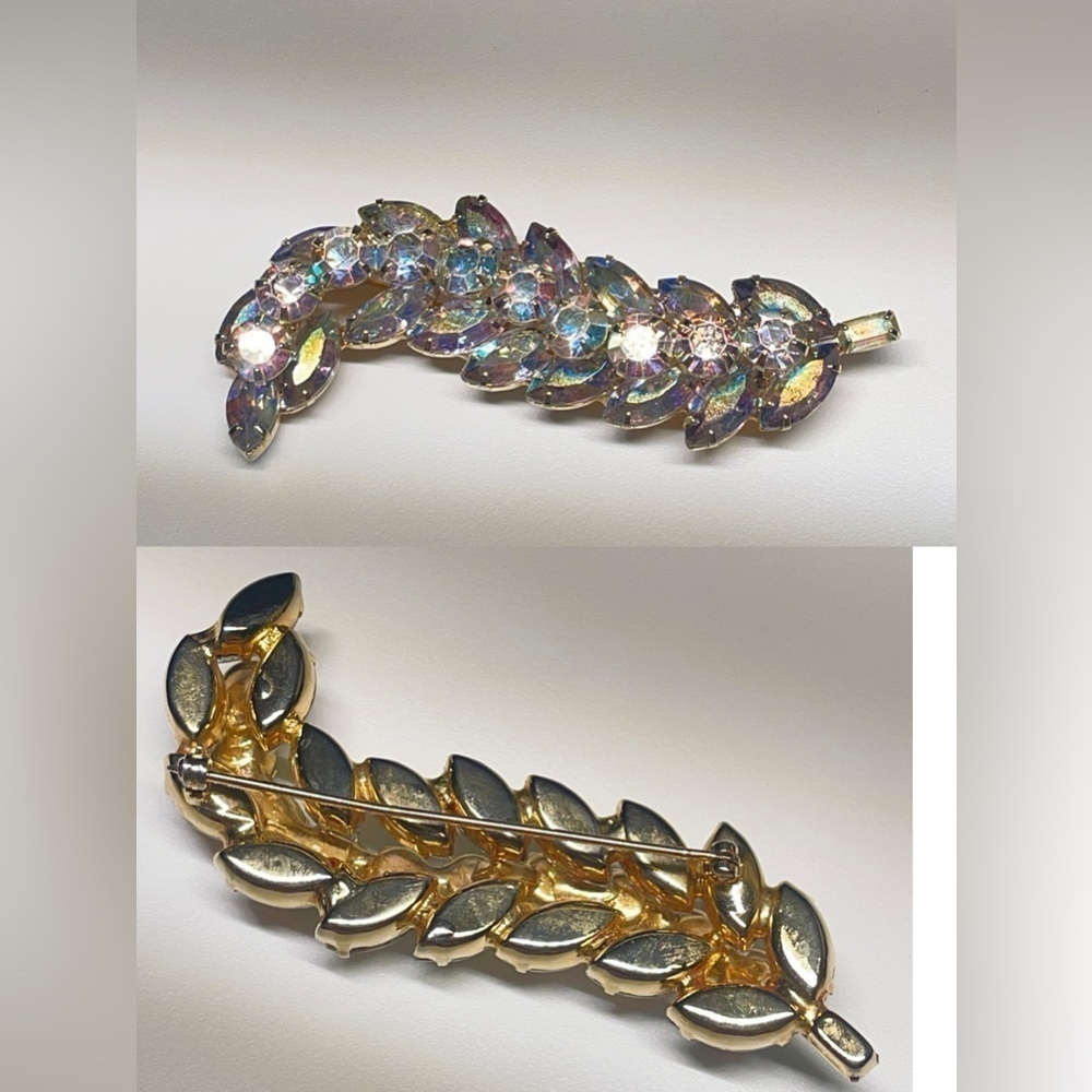 Vintage Juliana brooch big aurora borealis